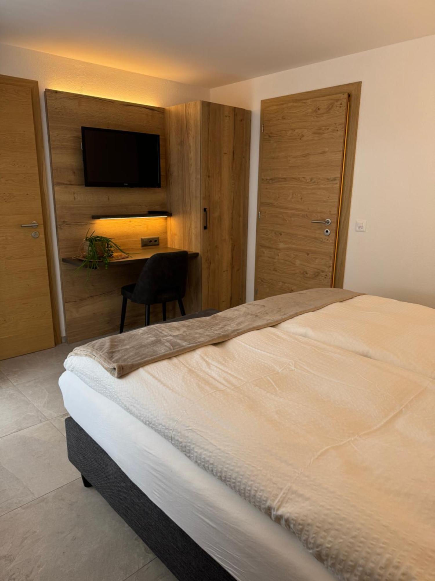Eden Hotel