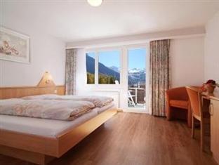 Eden Hotel